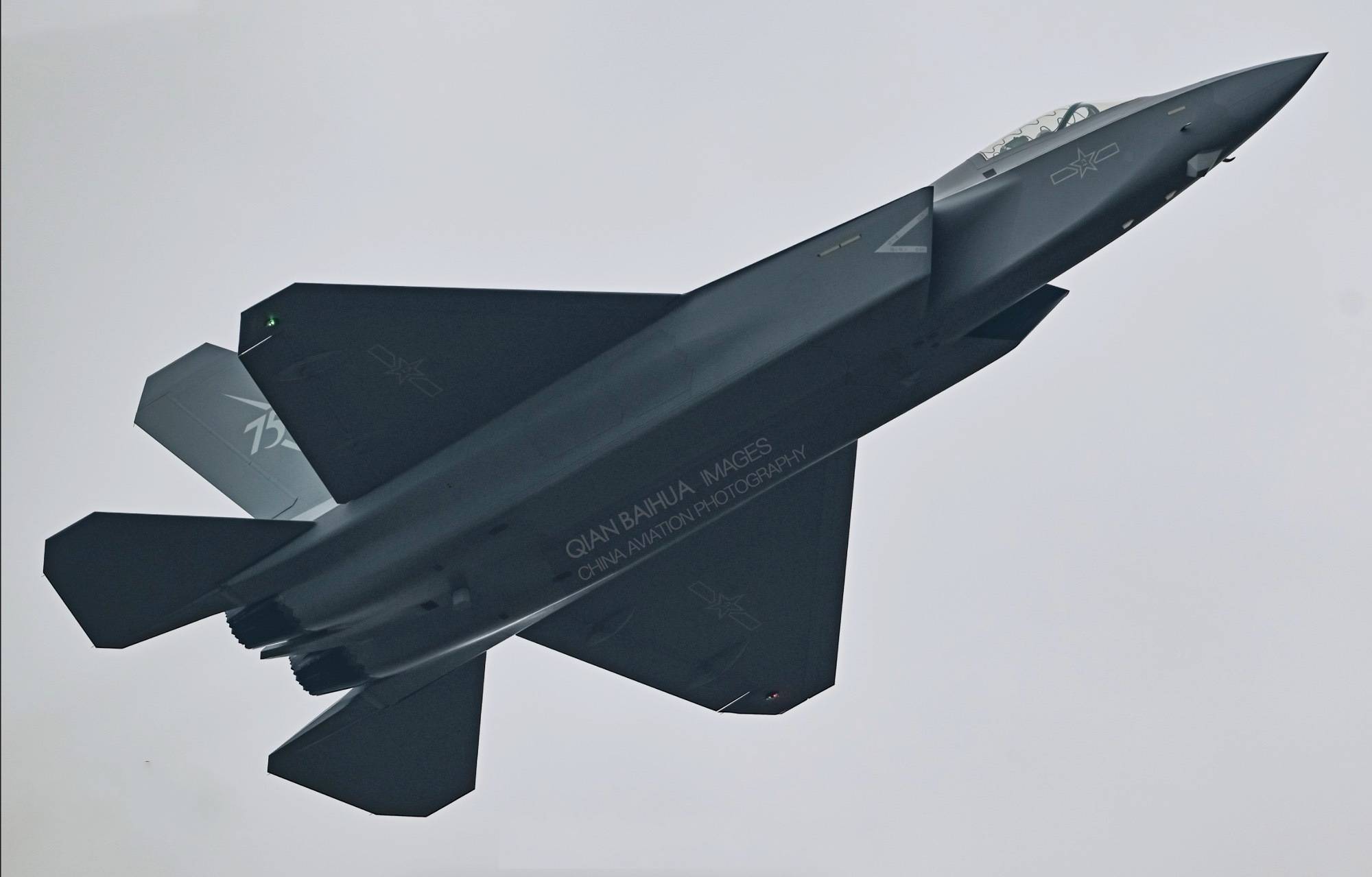 从一架到一群：歼-35量产细节曝光中国隐身战机步入快车道